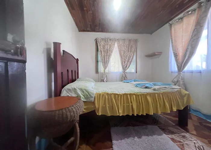 Hotel Lucy